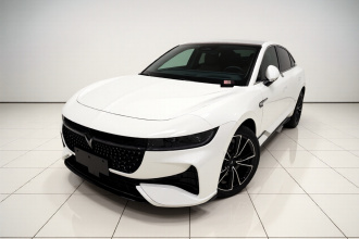 岚图汽车 岚图追光 2024款 PHEV 四驱超长续航旗舰版