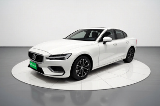 沃尔沃S60 2022款 B4 智逸豪华版