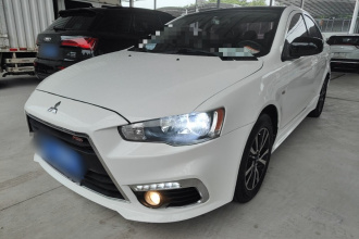 三菱 翼神 2016款 1.8L CVT黑白复刻版