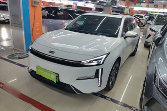 吉利银河 银河L6 2024款 125km PLUS 龙腾版