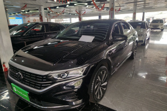 大众 帕萨特 2023款 330TSI 豪华版