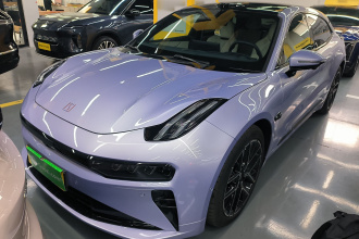 极氪001 2026款   95度四驱 Max版