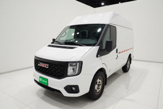 江铃福顺 2022款 2.0T 手动厢式运输车短轴中高顶3座