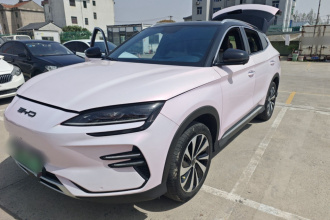 比亚迪 宋PLUS新能源 2023款 冠军版 EV 520KM 尊贵型