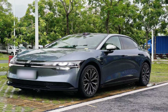极氪007 2025款 长续航后驱智驾版 100kWh