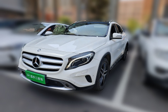 奔驰GLA 2015款 GLA 220 4MATIC 时尚型