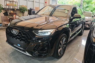奥迪Q5L 2024款 40 TFSI 豪华动感型