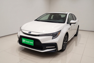 丰田 雷凌 2022款 双擎 1.8H E-CVT运动版