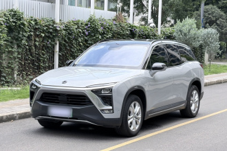 蔚来ES8 2018款 355KM 基准版 六座版