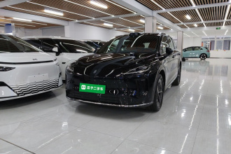 鸿蒙智行 尚界H5 2025款 增程 Max