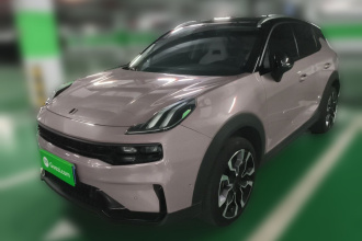 领克06 2021款 1.5T Shero粉色特别版