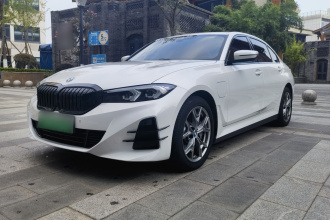 宝马i3 2025款 eDrive 35 L