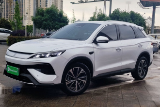 比亚迪 宋Pro新能源 2025款 第二代 智驾版 DM-i 75KM领先型