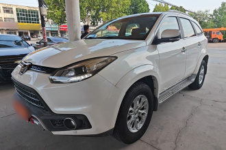 江铃 驭胜S350 2016款 2.0T 自动四驱汽油超豪华版7座