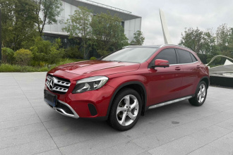 奔驰GLA 2018款 GLA 200 动感型