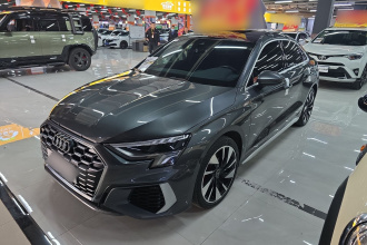 奥迪A3 2023款 改款 A3L Limousine 35 TFSI 时尚运动型