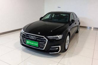 奥迪A6L 2023款 改款 45 TFSI 臻选动感型