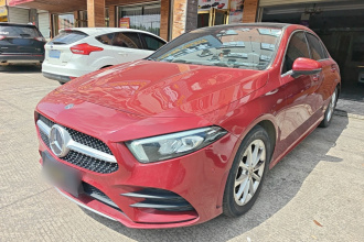 奔驰A级 2020款 改款 A 200 L 运动轿车动感型