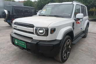 iCAR V27 2026款 200KM四驱猎鹰500