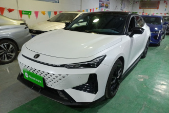 长安UNI-V 2024款 1.5T 尊贵型
