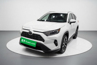 丰田 RAV4荣放 2021款 2.0L CVT四驱尊贵版