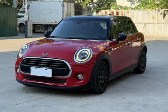 MINI 2018款 1.5T COOPER 经典派 五门版