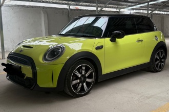 MINI 2023款 2.0T COOPER S 艺术家