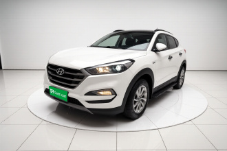 现代 途胜 2015款 1.6T 双离合两驱智能型