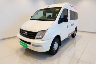 上汽大通MAXUS 新途V80 2023款 2.0T 手动经典傲运通短轴中顶5/6座