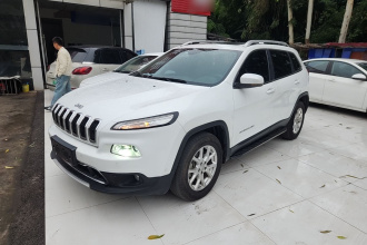 Jeep 自由光 2016款 2.4L 专业智能版