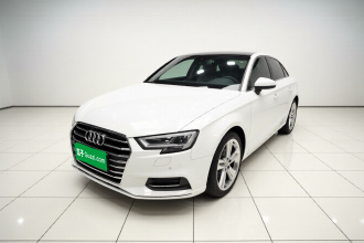 奥迪A3 2018款 30周年年型 Limousine 35 TFSI 风尚型