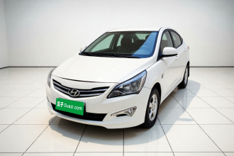 现代 瑞纳 2016款 1.4L 手动智能型GLS