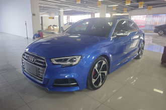奥迪S3 2019款 S3 2.0T Limousine