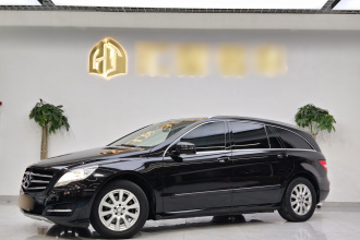 奔驰R级 2017款 R 320 4MATIC 商务型臻藏版
