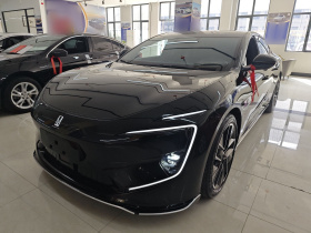 阿维塔12 2024款 650 三激光四驱性能版