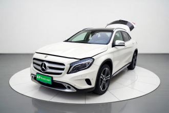 奔驰GLA 2016款 GLA 220 4MATIC 豪华型