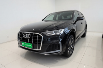 奥迪Q7 2023款 55 TFSI quattro S line运动型