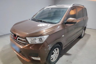 五菱汽车 五菱宏光 2018款 1.5L S舒适型L2B