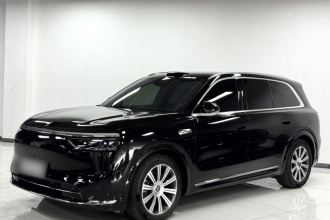 鸿蒙智行 问界M8 2025款 增程 Max+版 53.4kWh 6座版