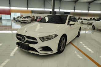 奔驰A级 2021款 A 180 L 运动轿车