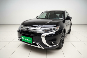 三菱 欧蓝德 2019款 2.4L 四驱致享版 5座 国V