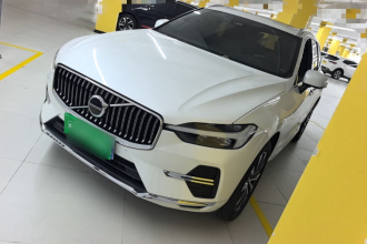沃尔沃XC60 2024款 B5 四驱智远豪华版