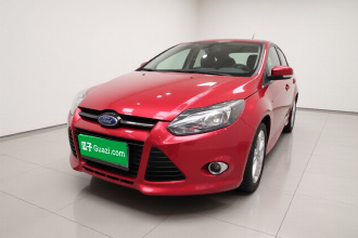 福特 福克斯 2012款 两厢 2.0L 自动豪华运动型