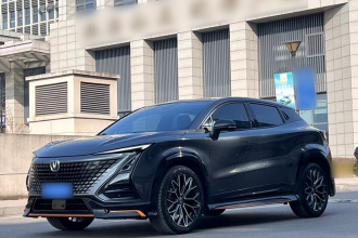 长安UNI-T 2022款 1.5T 运动版 尊贵型