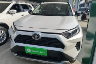 丰田 RAV4荣放 2022款 2.0L CVT四驱风尚Plus版