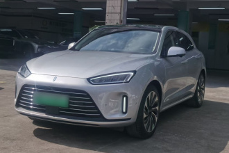 鸿蒙智行 问界M5 2022款 增程后驱标准版