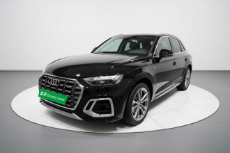 奥迪Q5L 2022款 改款 45T 豪华动感型