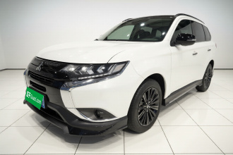 三菱 欧蓝德 2021款 2.4L 四驱曜动版 5座