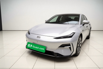 吉利银河 银河E8 2024款 550km 后驱MAX