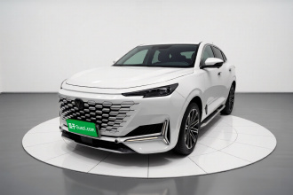 长安UNI-K 智电iDD 2022款 蓝鲸iDD 130km 1.5T 尊贵型